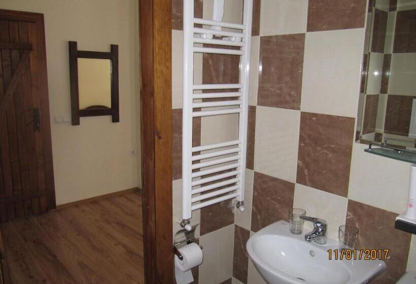 פנסיון Guest House Belchin View