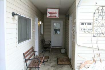 Wakaw Lodge Motel