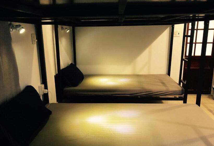 Friendly House Hostel