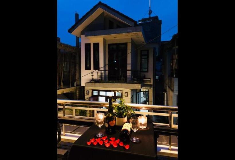 Friendly House Hostel