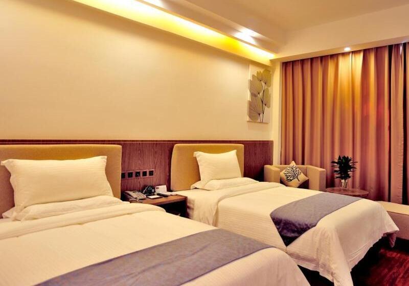 فندق Greentree Inn Dongfang City Dongfang Avenue High Speed Railway Station Express