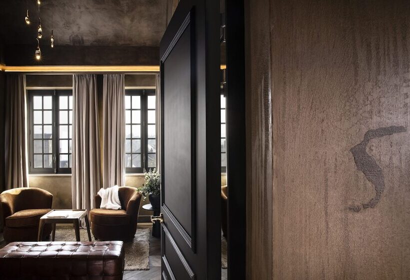 هتل Hôtel Saint Delis   La Maison Du Peintre   Relais & Châteaux