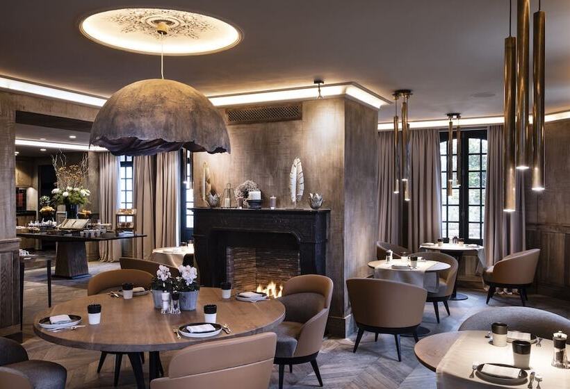 هتل Hôtel Saint Delis   La Maison Du Peintre   Relais & Châteaux