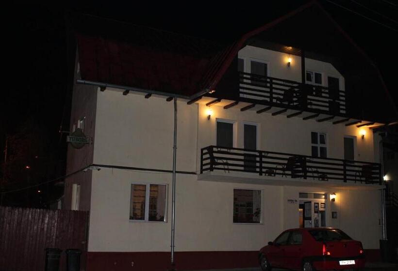 پانسیون Vila Casa Ta