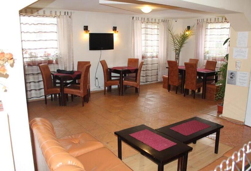 پانسیون Vila Casa Ta