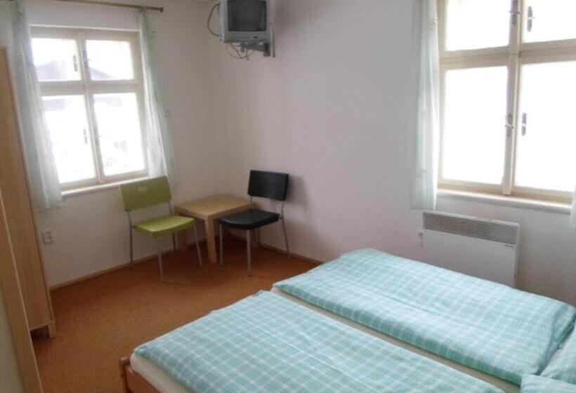 پانسیون Vila Martin