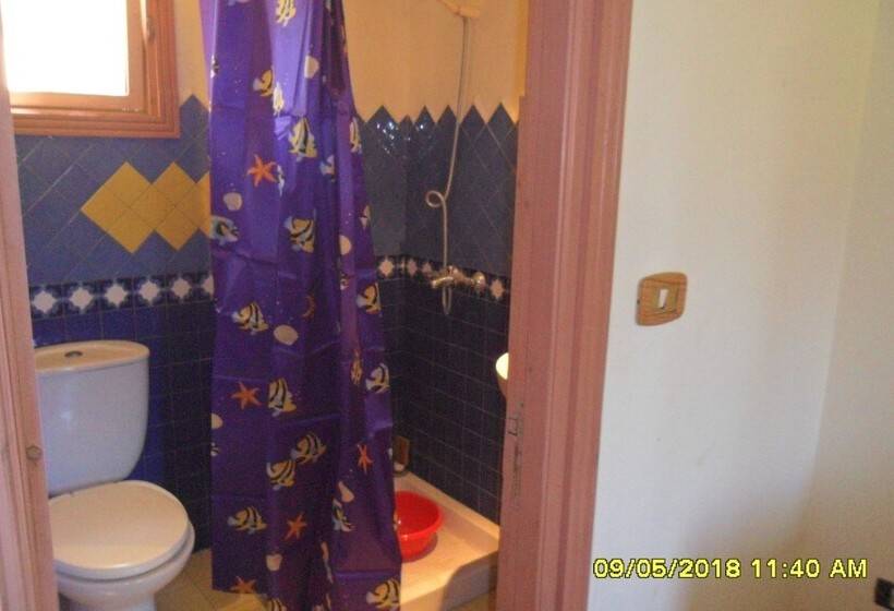 هتل Ben's House