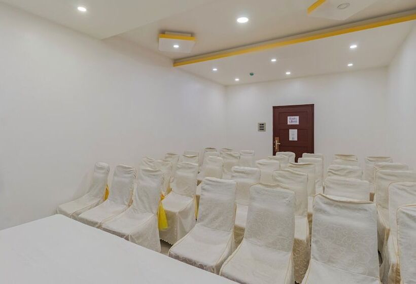 فندق Treebo Premium Palmyra Milford, 2 Km From Alleppey Beach