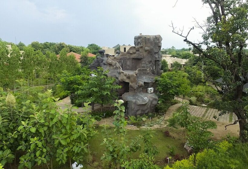 渡假胜地  Tathastu Pench