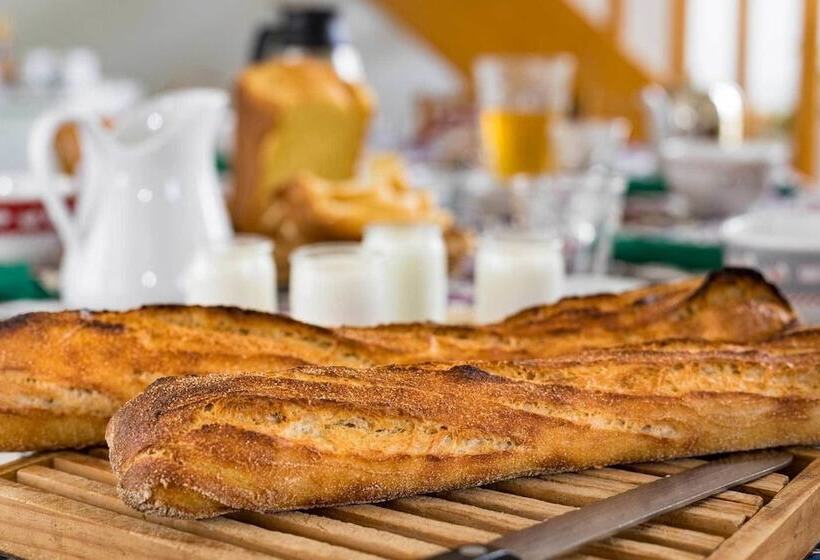 مبيت وإفطار Bienvenue Au Pays De Jeanne