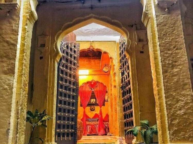 Bed and Breakfast Desert Haveli Guest House
