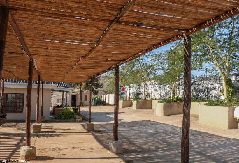 Bed and Breakfast Qabuleka Bnb