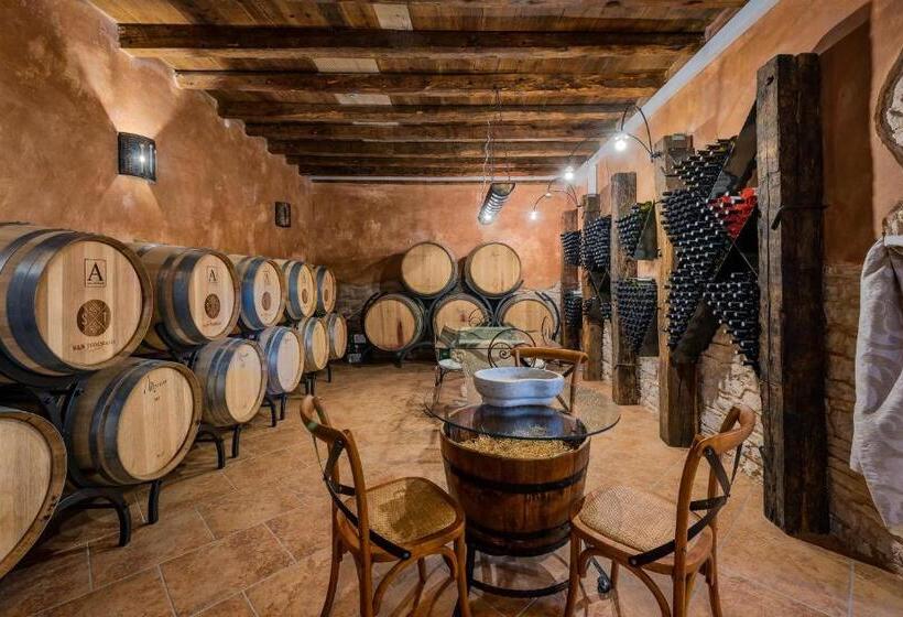 مبيت وإفطار Relais And Wine San Tommaso
