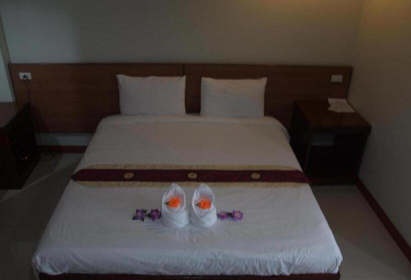 هتل Century Grand
