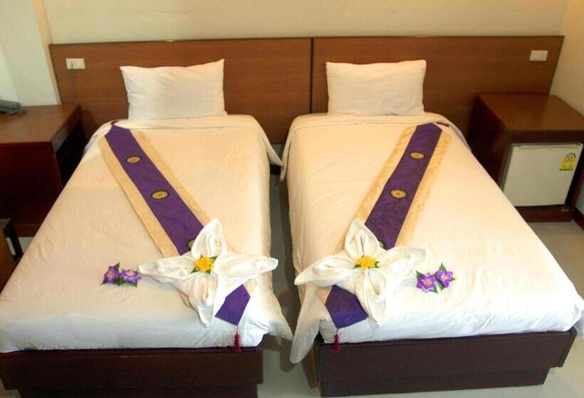 هتل Century Grand