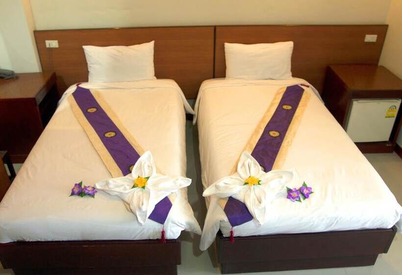 هتل Century Grand