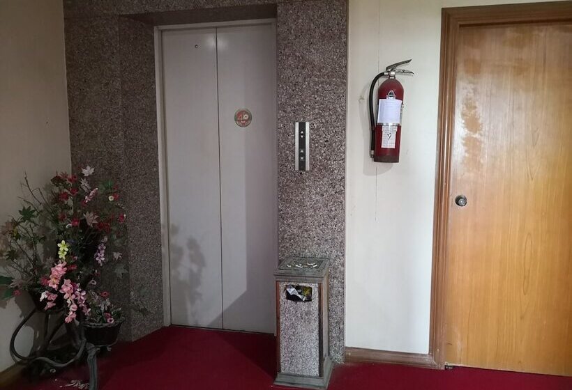 فندق Cl Garden Inn