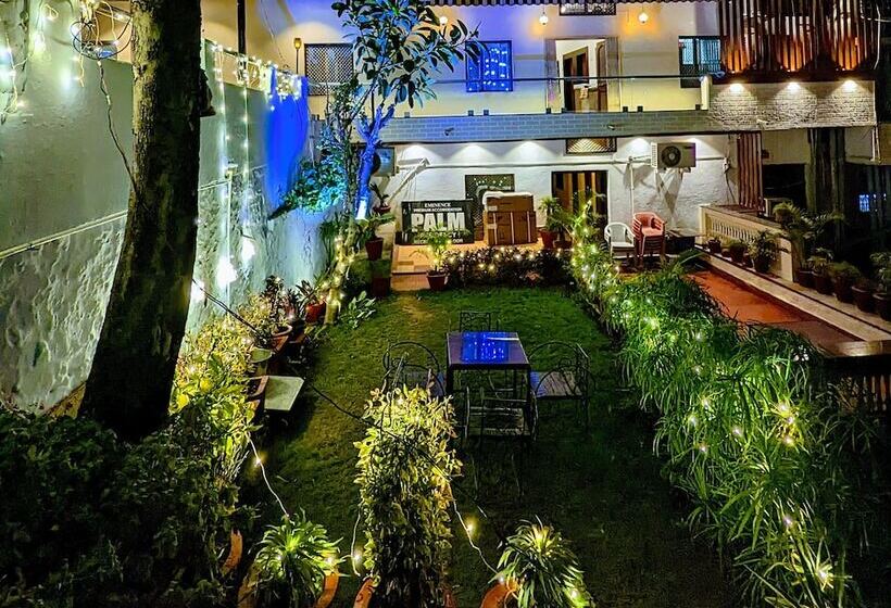 هتل Eminence Palm Residency