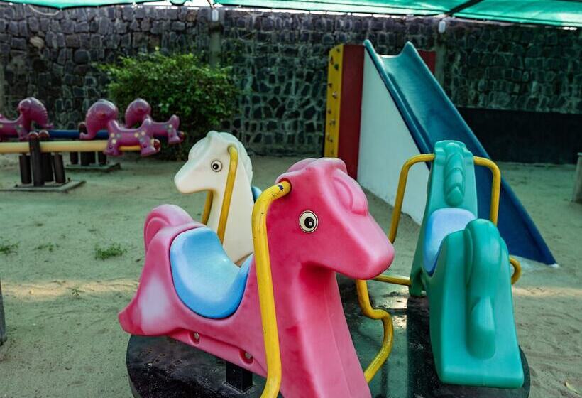בית מלון כפרי K Resort