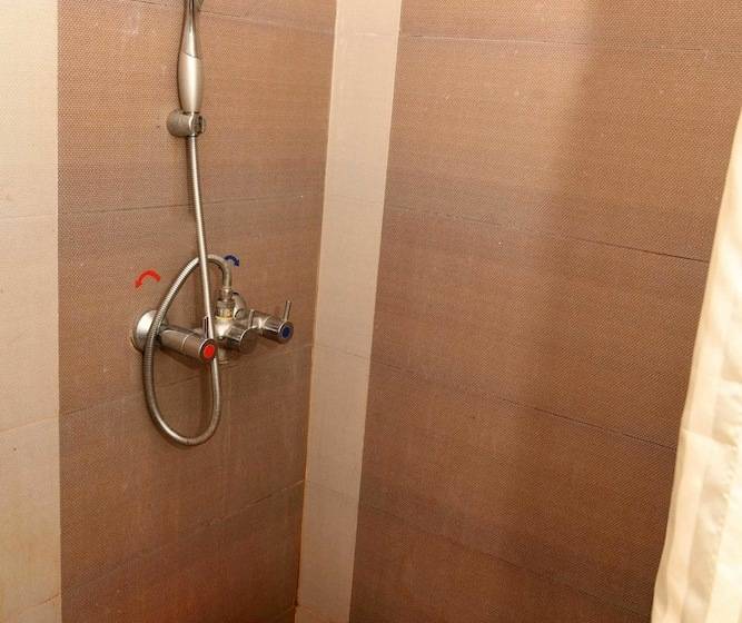 فندق Kamat Plus