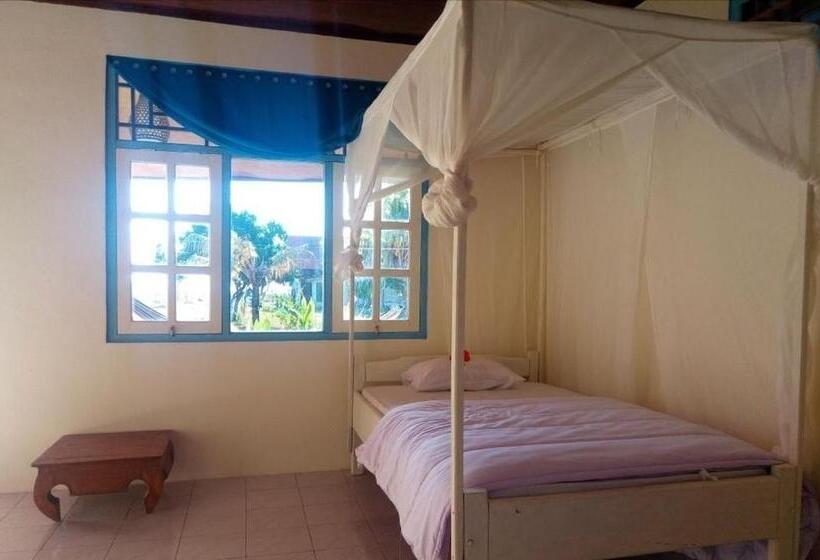 فندق Lakey Beach Inn