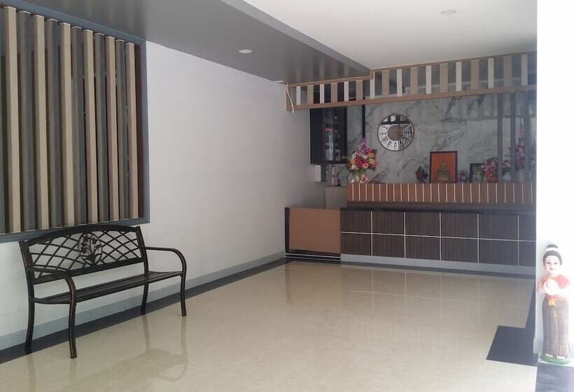 هتل Laksana Boutique