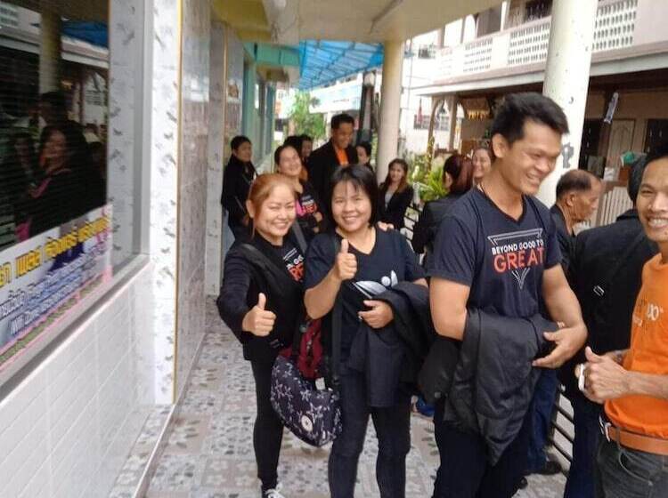 هتل Natcha Place Thammasat Rangsit