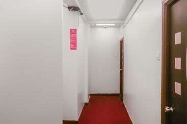 هتل Pioneer 2 By Oyo Rooms
