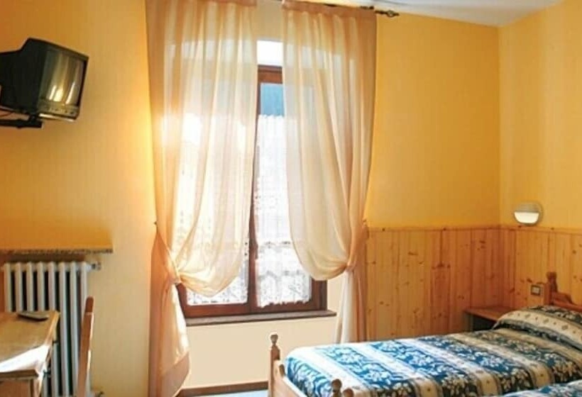 Отель Ristorante Piazza Brembana