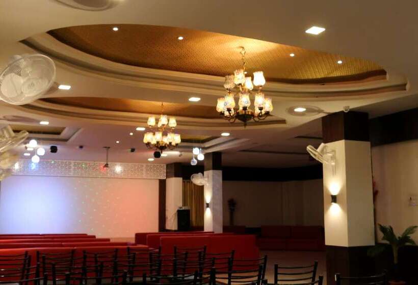 ホテル Shree Palace & Restaurant