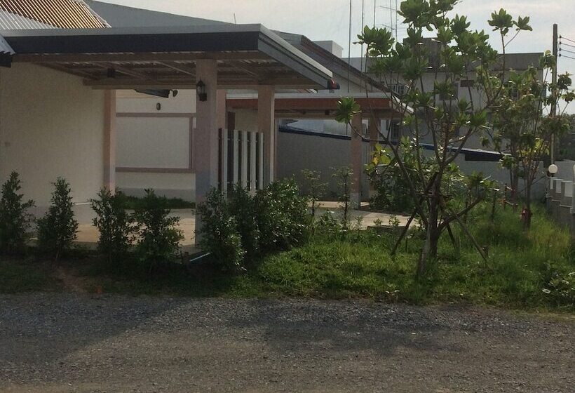 هتل Suanrak Resort