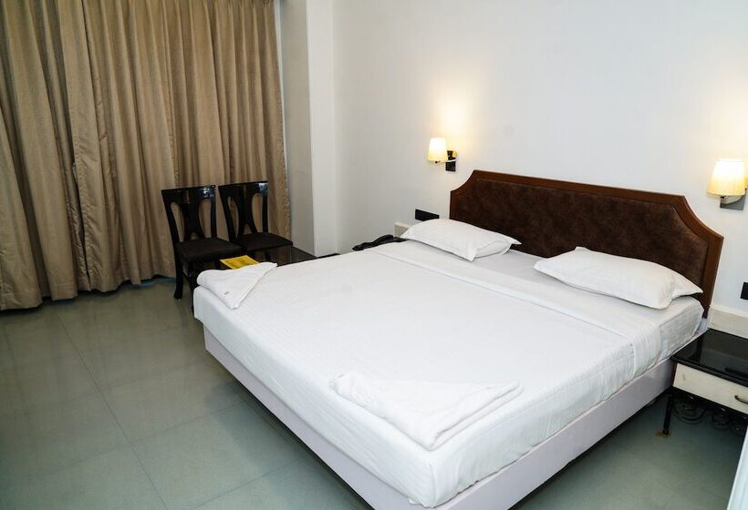 Отель Sunshine Inn