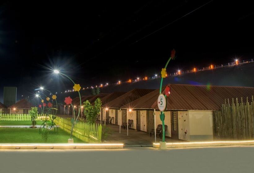 Отель Praveg Tent City Narmada, Statue Of Unity