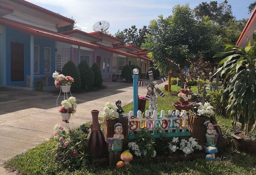 فندق Thanawan Resort