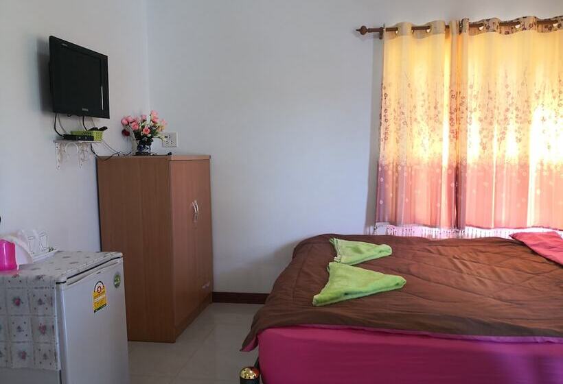 فندق Thanawan Resort