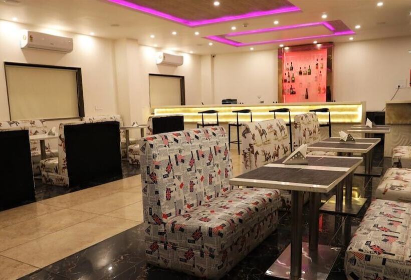 בית מלון כפרי The Fern Residency Parbhani