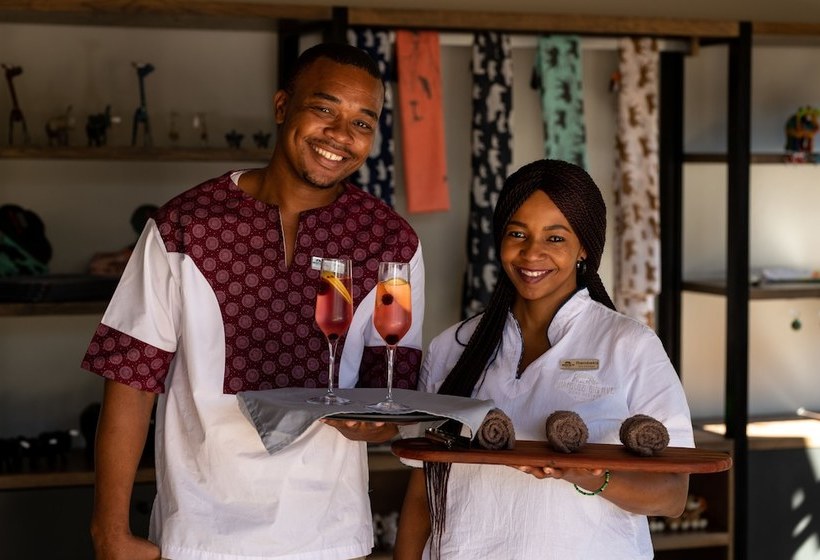 Отель Umfolozi Big Five Game Reserve By Mantis  All Inclusive
