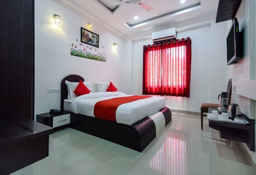 酒店 White Tulip By Oyo Rooms