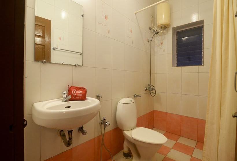 Oyo 16096 Flagship Purushottam Hotel Mapusa