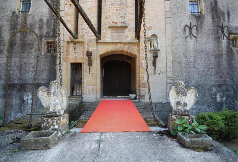 پانسیون Château De Varennes