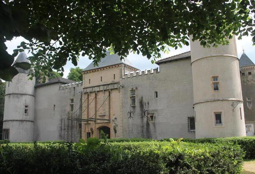 پانسیون Château De Varennes