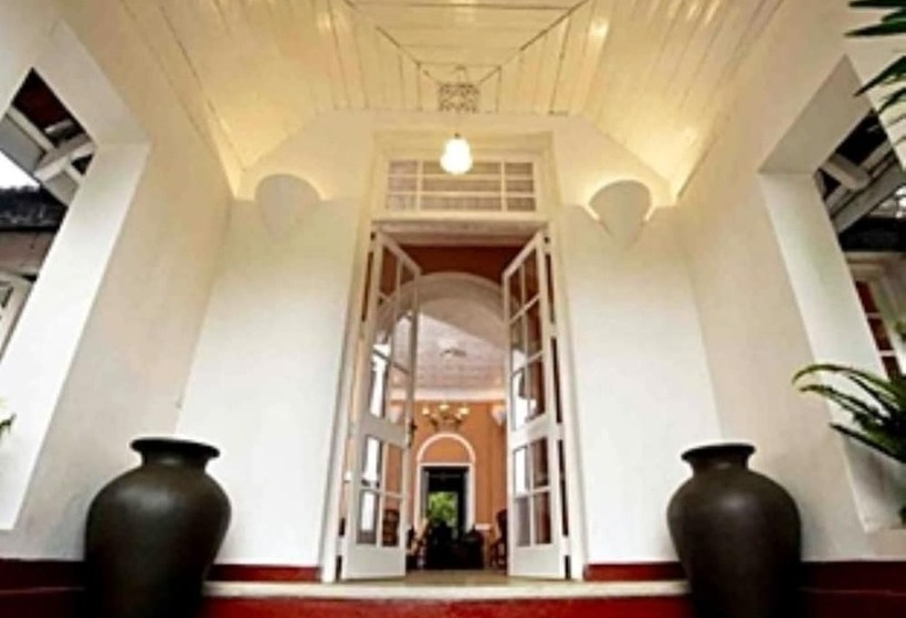 פנסיון Heritage Pusellawa Bungalow