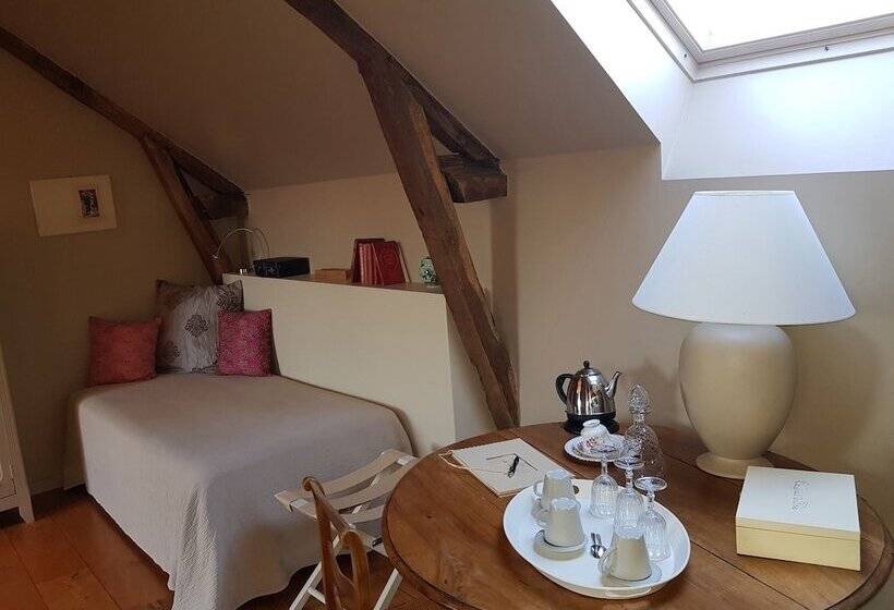 بنسيون La Peuterne