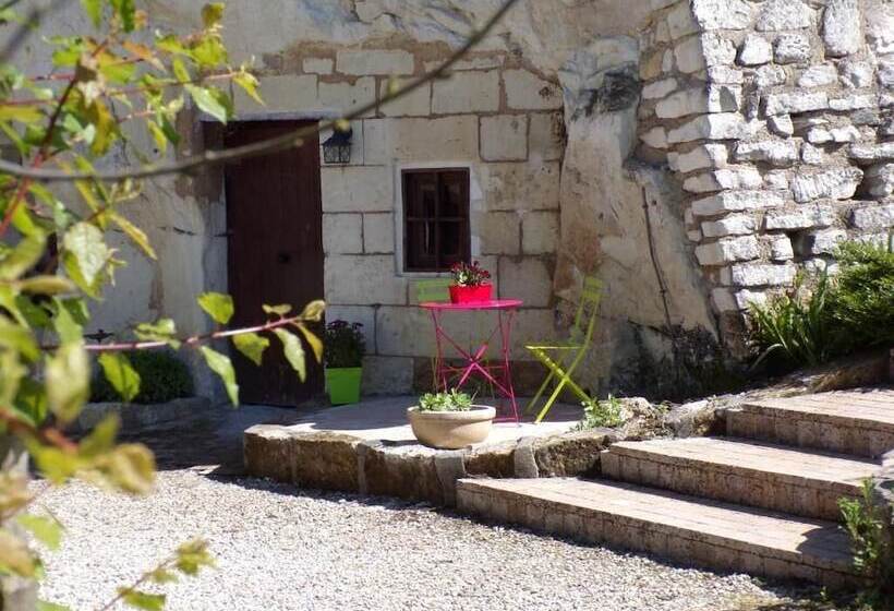 פנסיון Les Troglos De Beaulieu