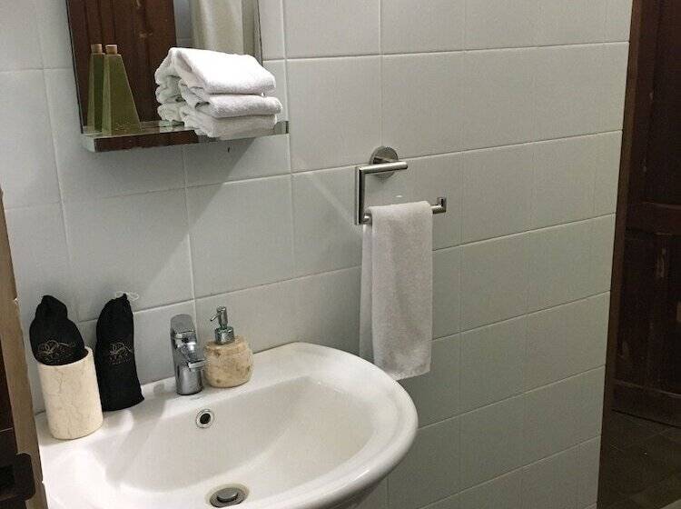 پانسیون Ndalem Natan Royal Heritage