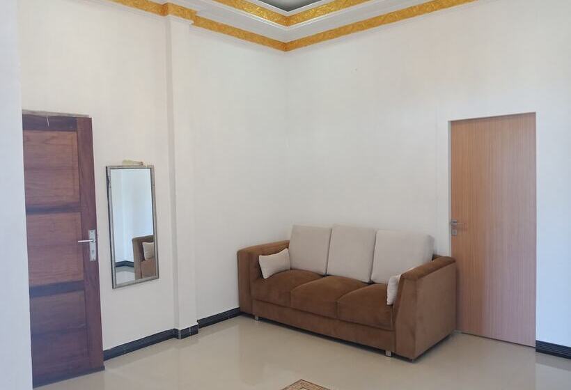 بنسيون Wakatobi Dive Inn