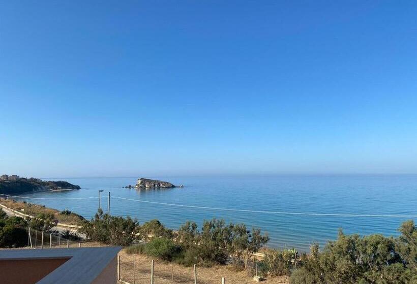 مبيت وإفطار Carrubella Santa Zita