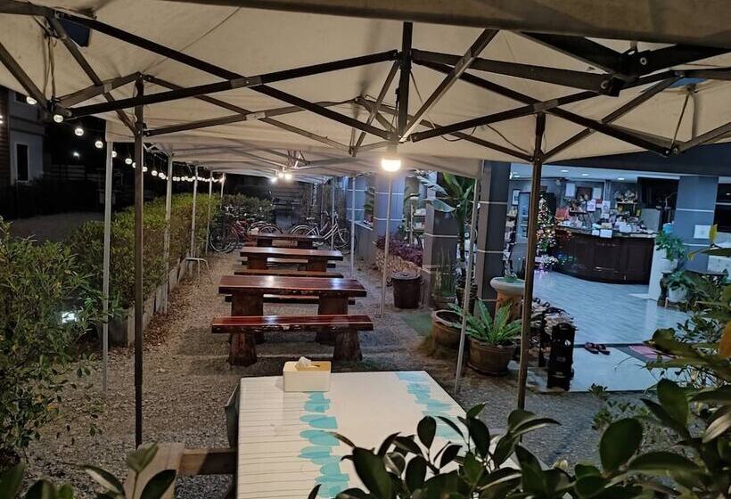 ホテル บ้านแก่งรีสอร์ท เชียงคาน