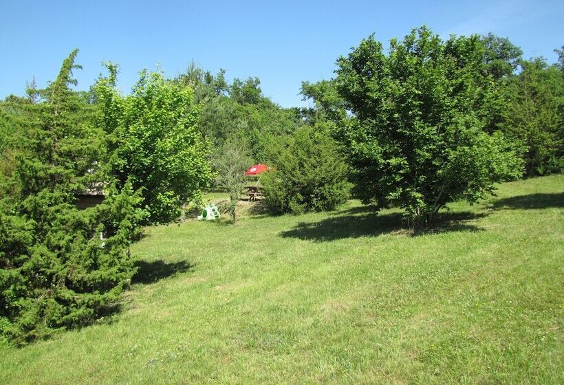 فندق Camping Des Vignes