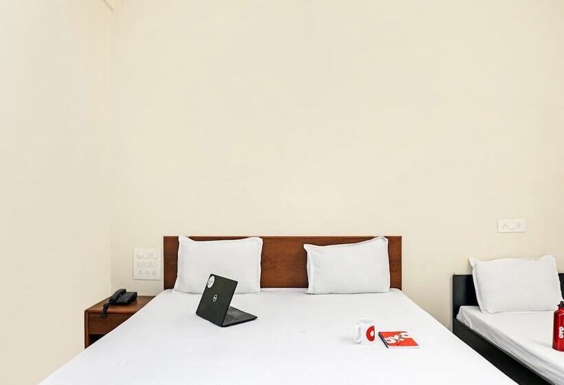 호텔 Oyo Living 26804 Luxurious Studio Rooms